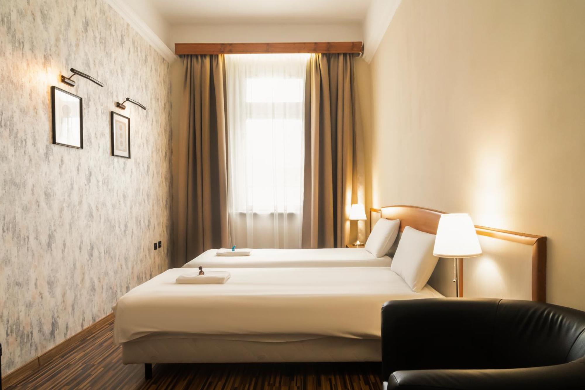 Korona Hotel Nyíregyháza Eksteriør bilde