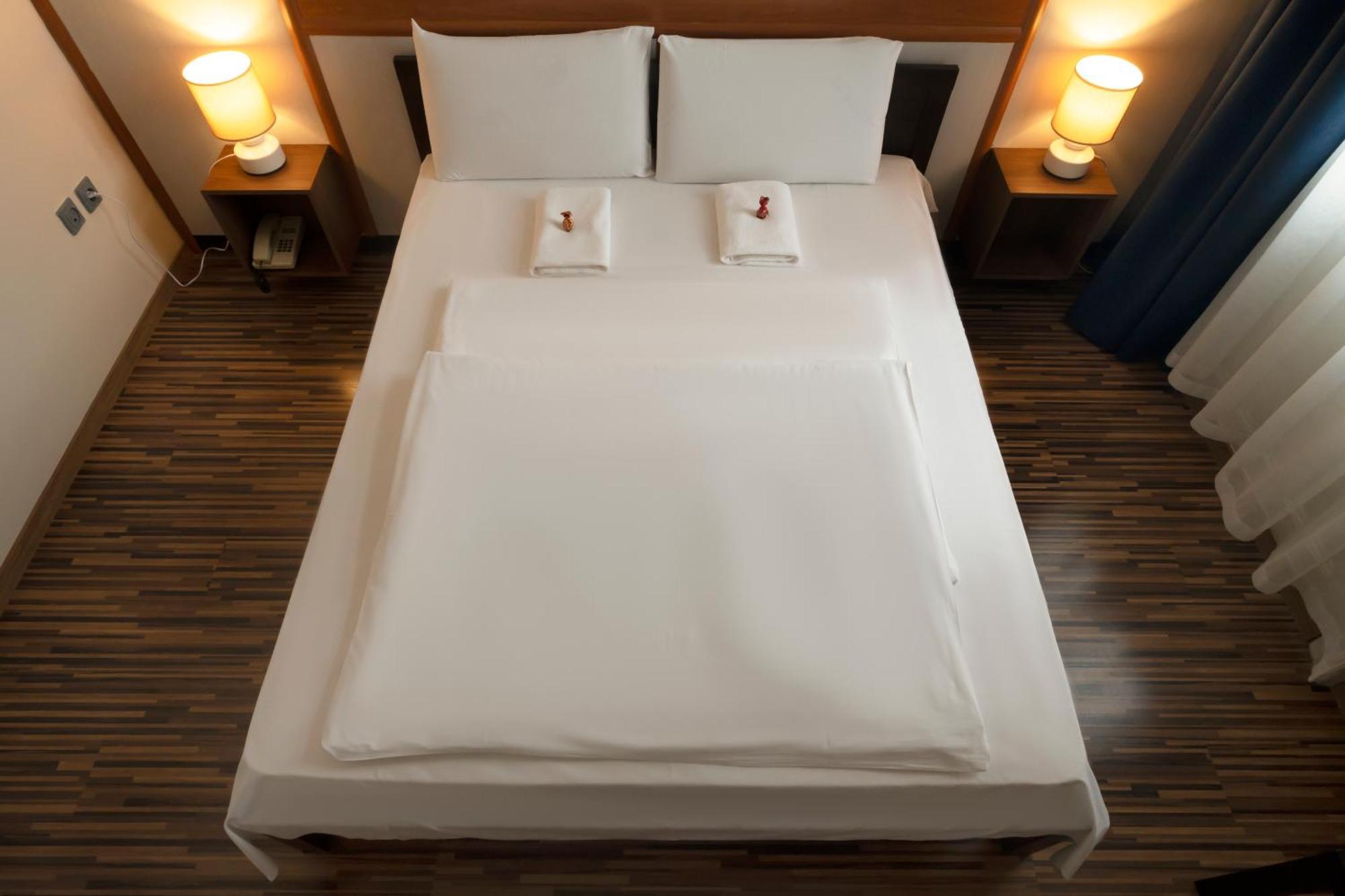 Korona Hotel Nyíregyháza Eksteriør bilde