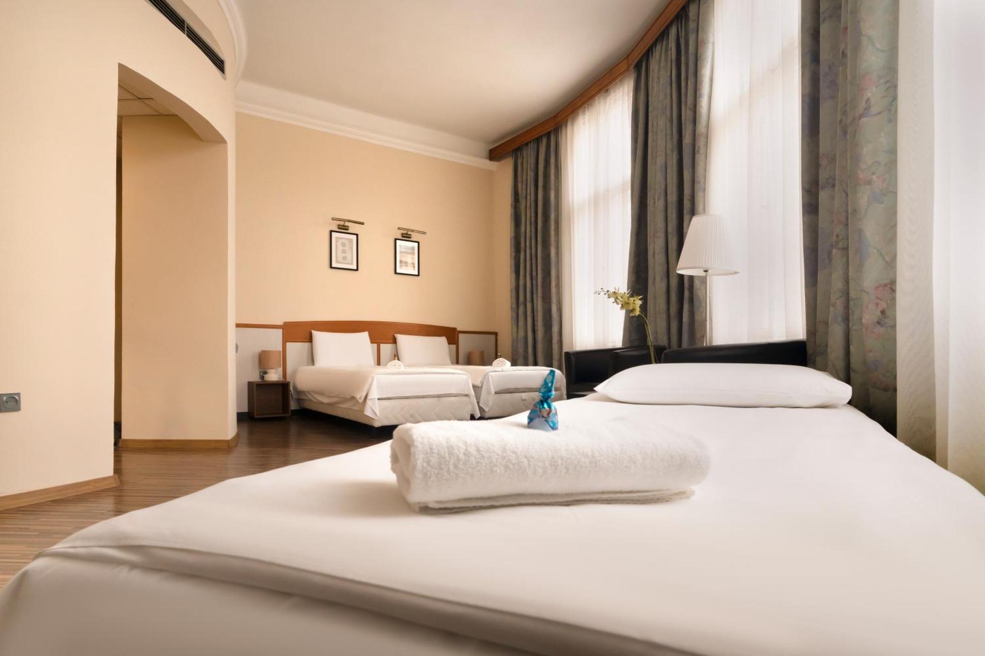 Korona Hotel Nyíregyháza Eksteriør bilde