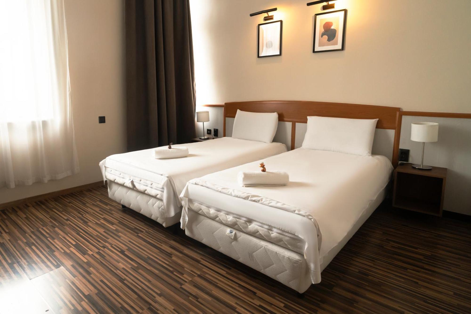 Korona Hotel Nyíregyháza Eksteriør bilde