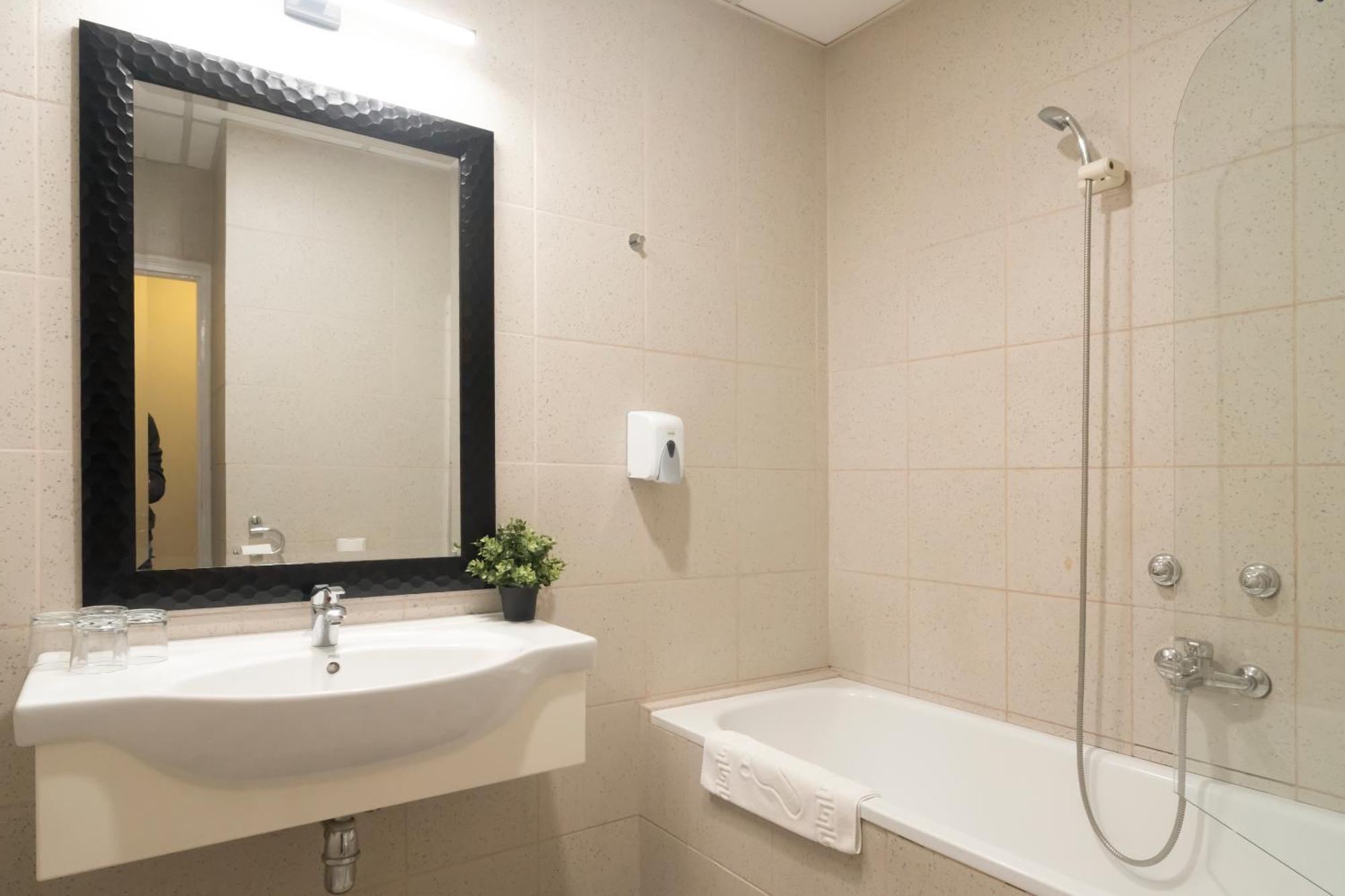 Korona Hotel Nyíregyháza Eksteriør bilde