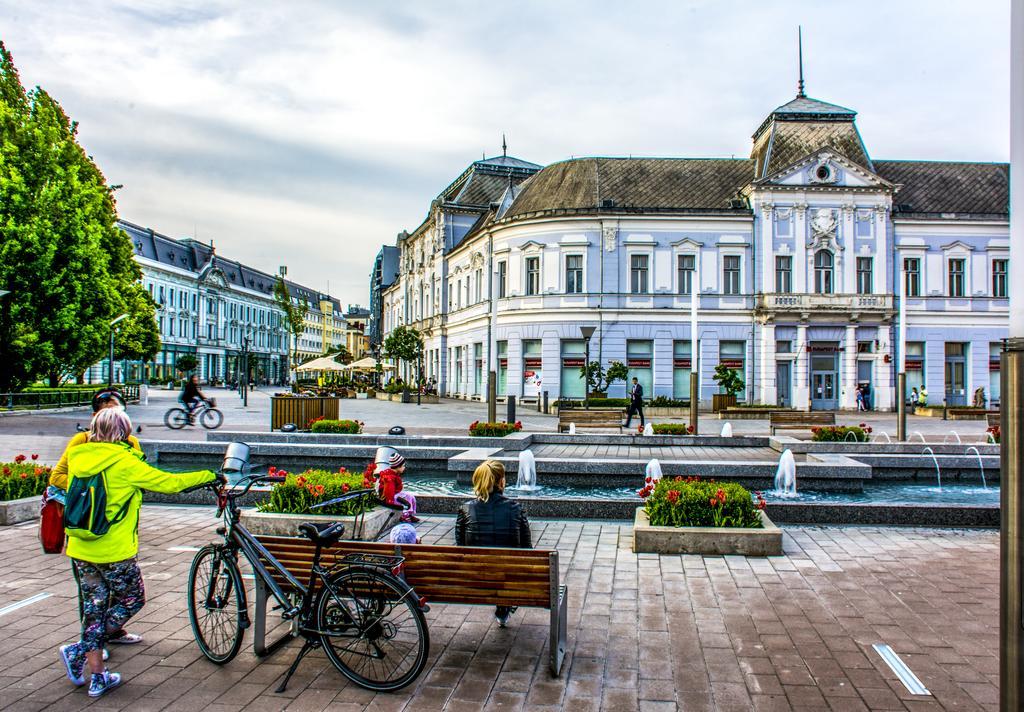 Korona Hotel Nyíregyháza Eksteriør bilde