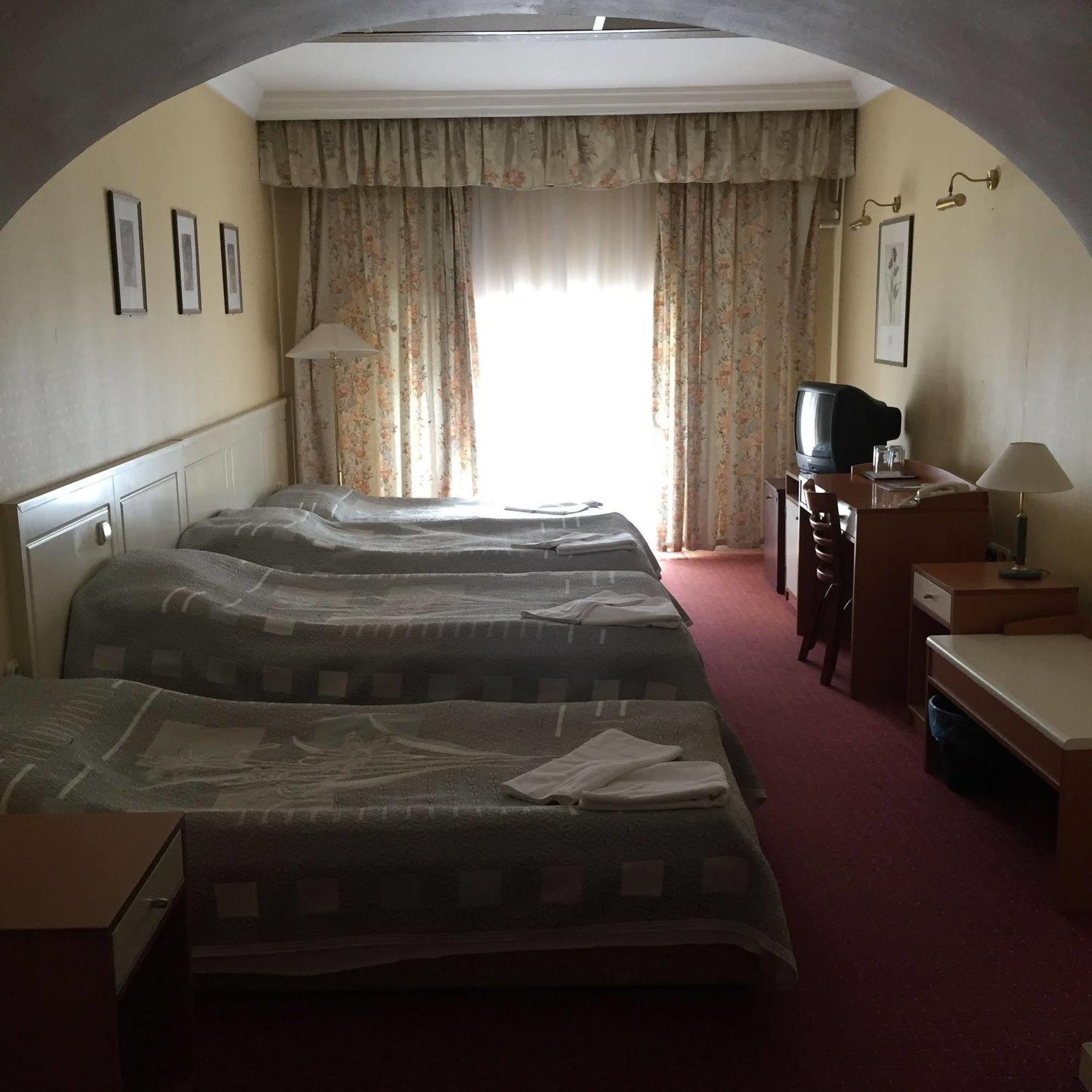 Korona Hotel Nyíregyháza Eksteriør bilde