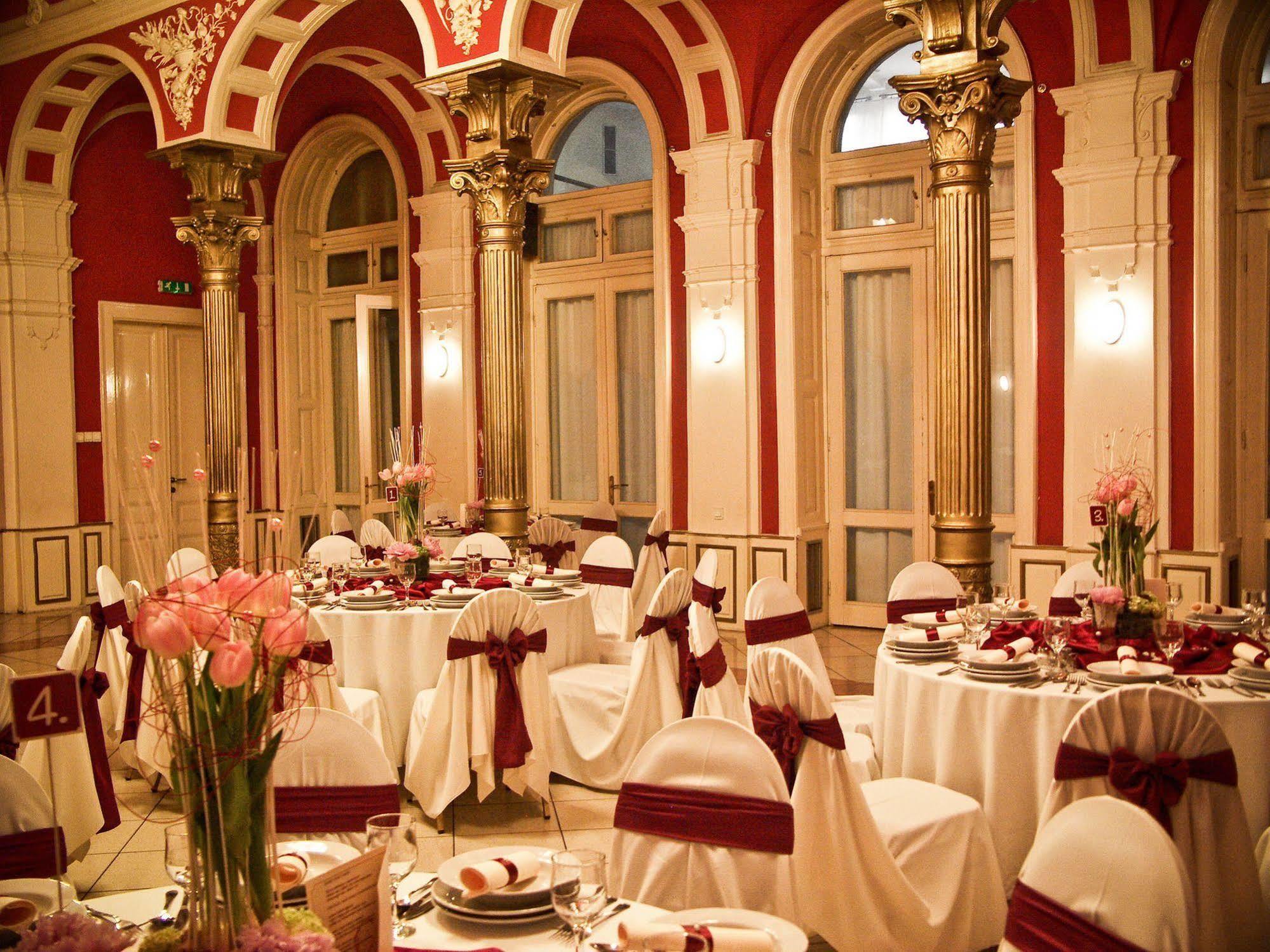 Korona Hotel Nyíregyháza Eksteriør bilde