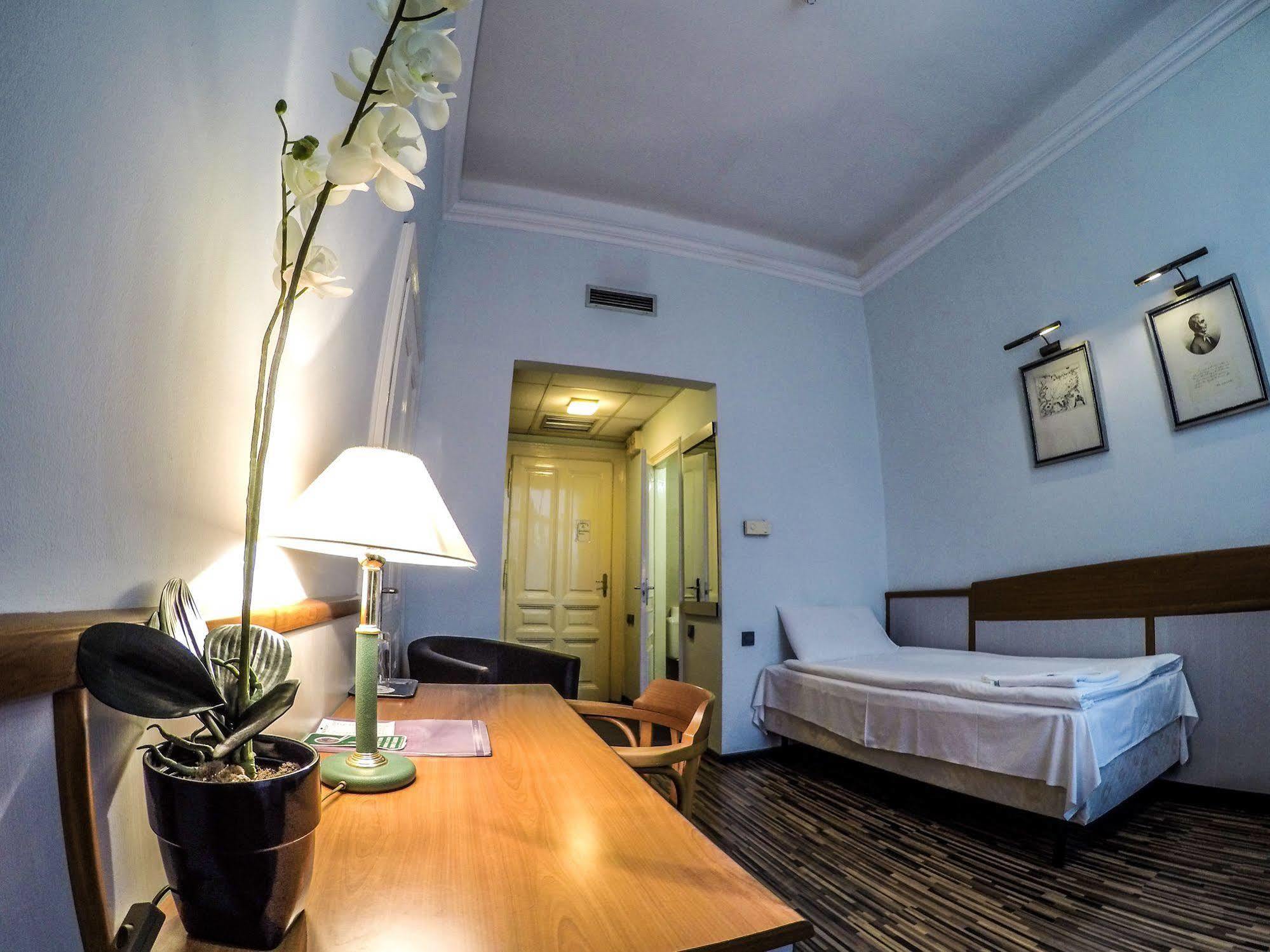 Korona Hotel Nyíregyháza Eksteriør bilde