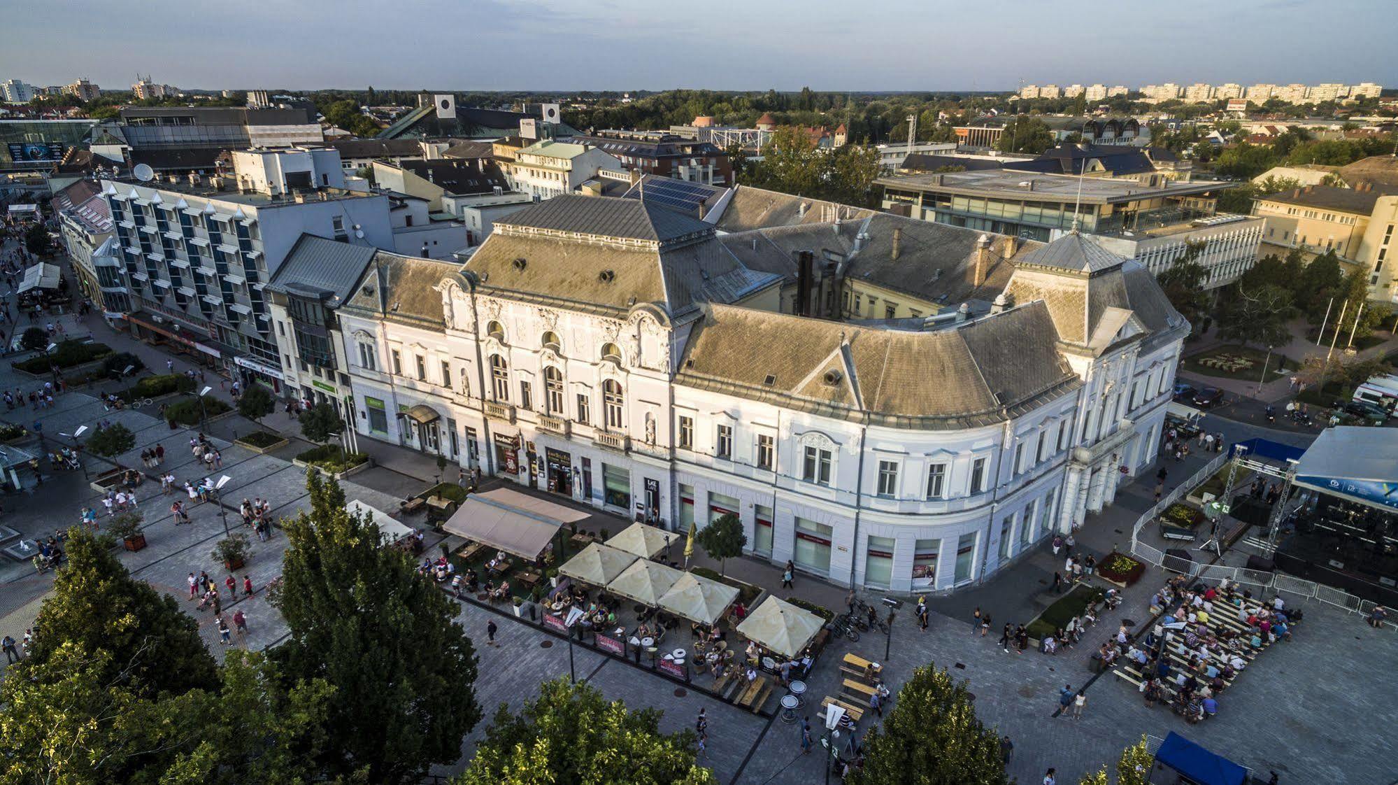 Korona Hotel Nyíregyháza Eksteriør bilde